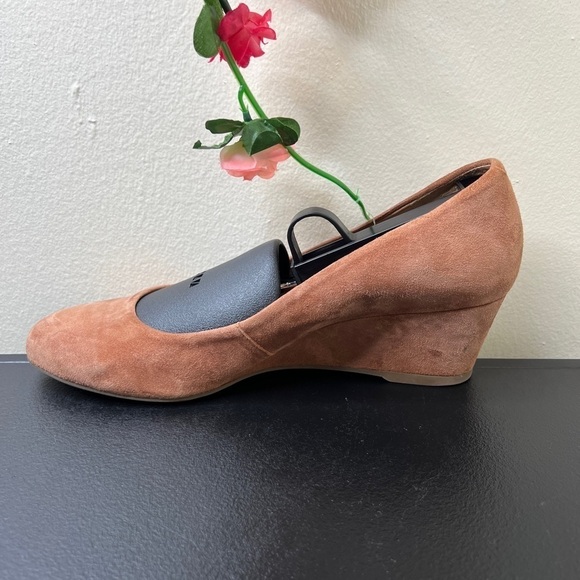 🌹Talbots Pink Orange Round Toe Suede Wedge Heels Womens 8 Work Office Business - Picture 7 of 11
